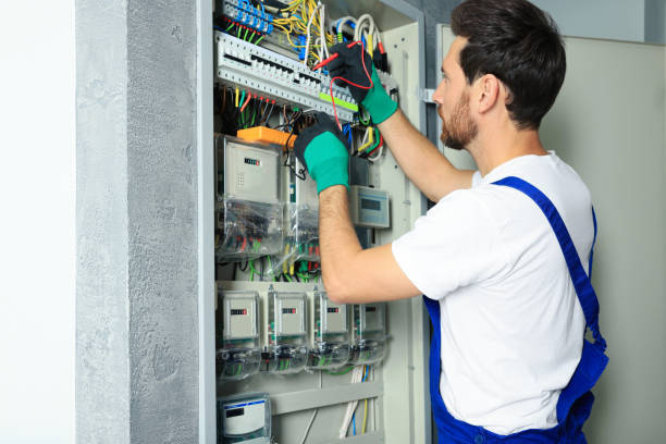 Best Electrical Contractors for Businesses  in Emmetsburg, IA